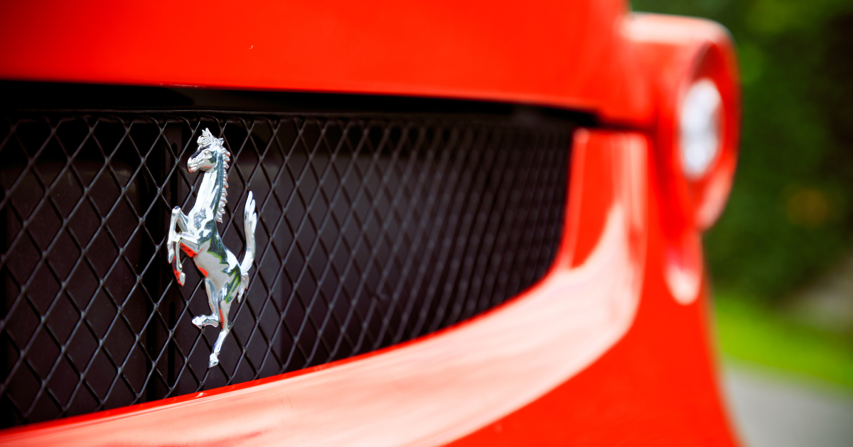 ferrari usata quanto costa